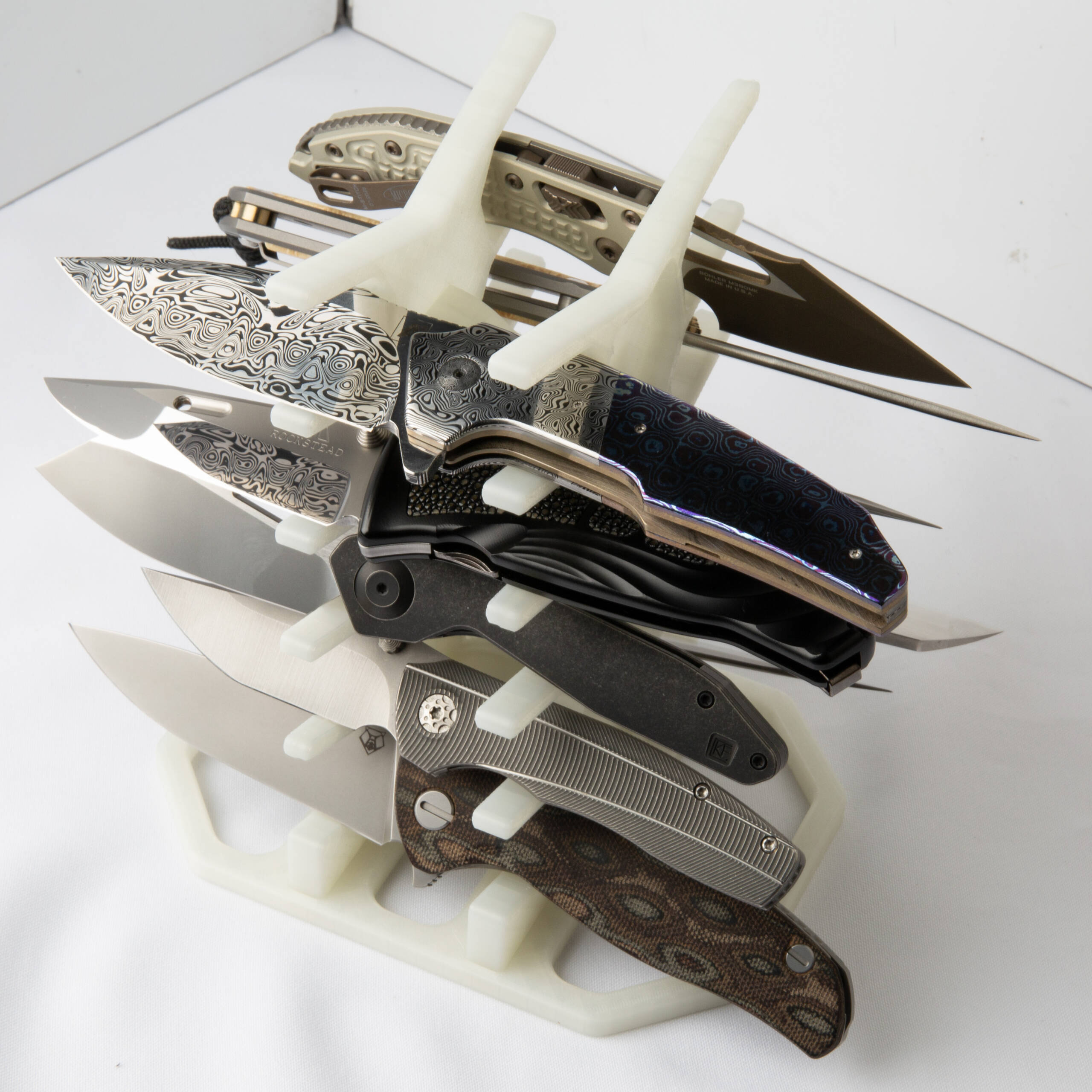 Glow in the Dark Knife Display Stand – 10 Knife 3D Printed Holder - Image 3